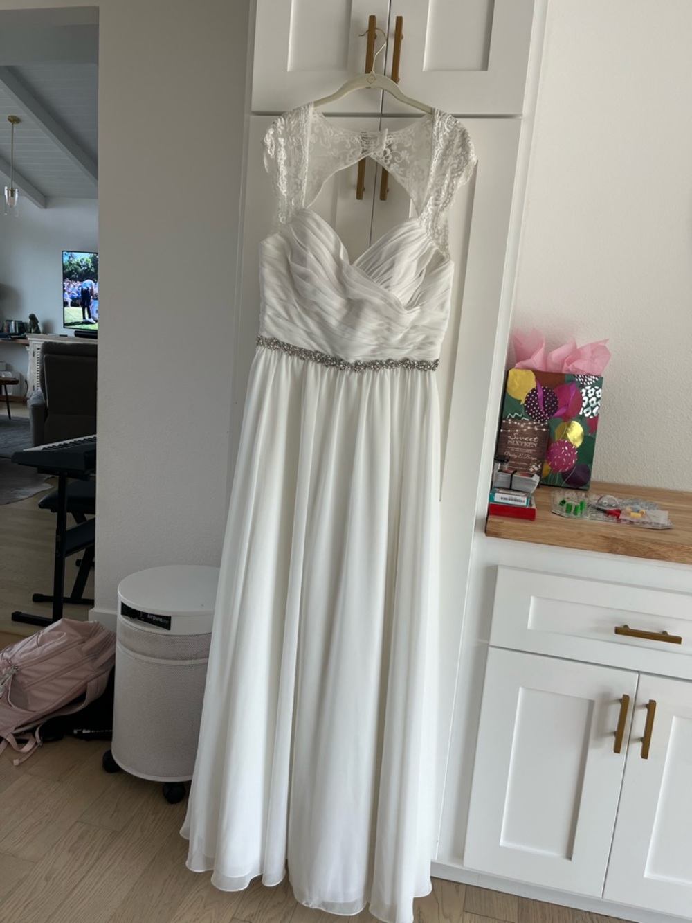 Elegant White Lace-Shoulder Bridal Gown